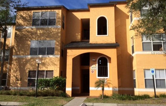 ORLANDO: Convenient to Airport, 3rd Floor Condo