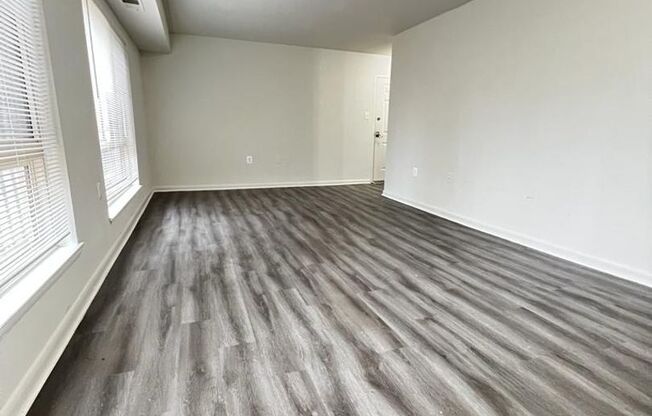 1 bed, 1 bath, 721 sqft, $1,475