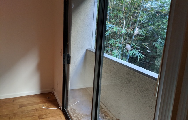 Great Condo in WeHo for Rent