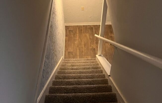 2 beds, 1.5 baths, 1,698 sqft, $1,275, Unit 1303