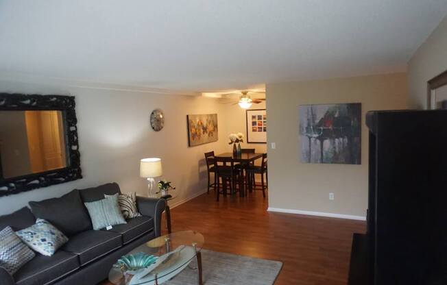 1 bed, 1 bath, 701 sqft, $1,239, Unit 2-308