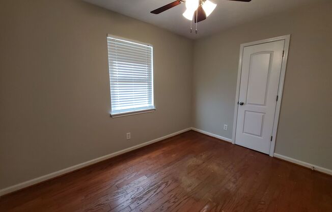 3 beds, 2 baths, $1,950