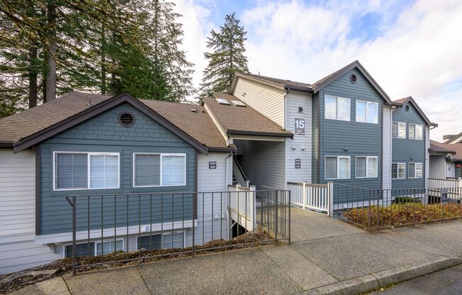 2 beds, 2 baths, 1,030 sqft, $1,775, Unit 1523