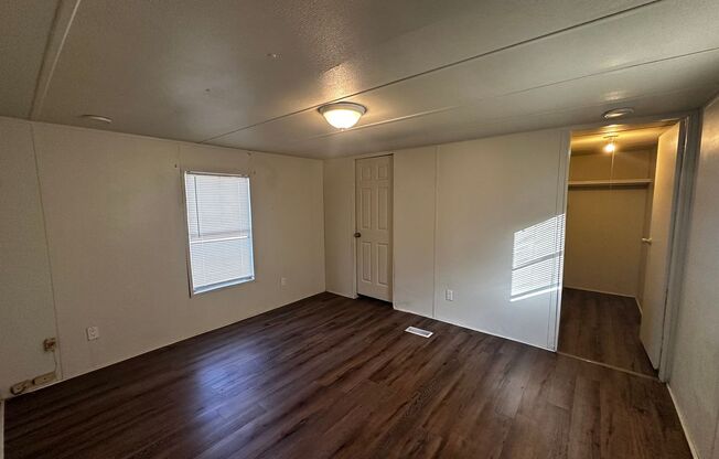 2 beds, 2 baths, $695