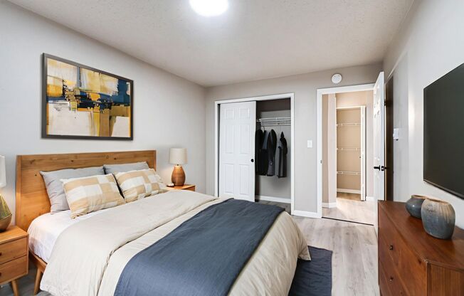 1 bed, 1 bath, 540 sqft, $899, Unit 2227 - 3C