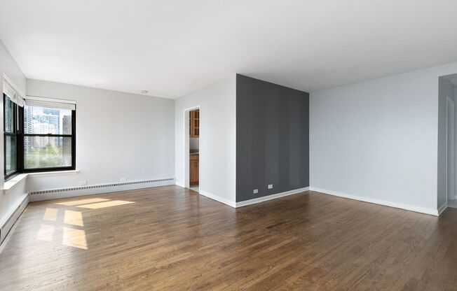 1 bed, 1 bath, 654 sqft, $2,300, Unit 702