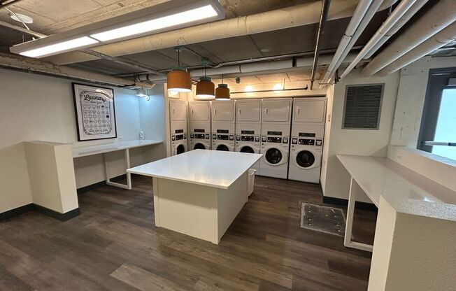 2 beds, 1.5 baths, 750 sqft, $1,595, Unit 307