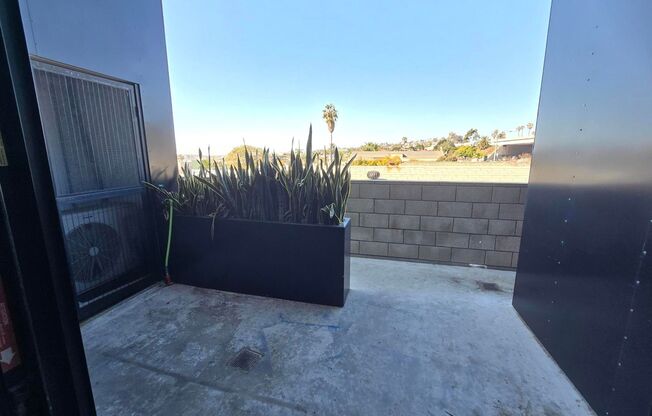 Studio, 1 bath, 500 sqft, $2,295, Unit 08