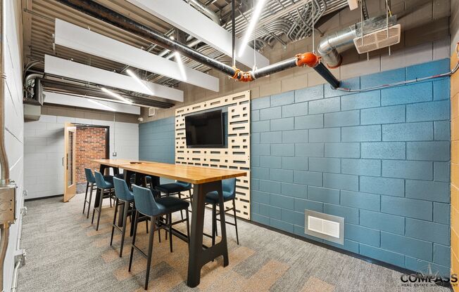 2 beds, 2 baths, 900 sqft, $1,475, Unit 232