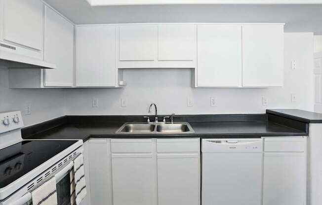 White Kitchen at Oakstone Apartments, Clearfield, UT
