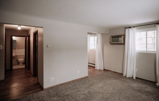 1 bed, 1 bath, 600 sqft, $975, Unit 2516 - 3