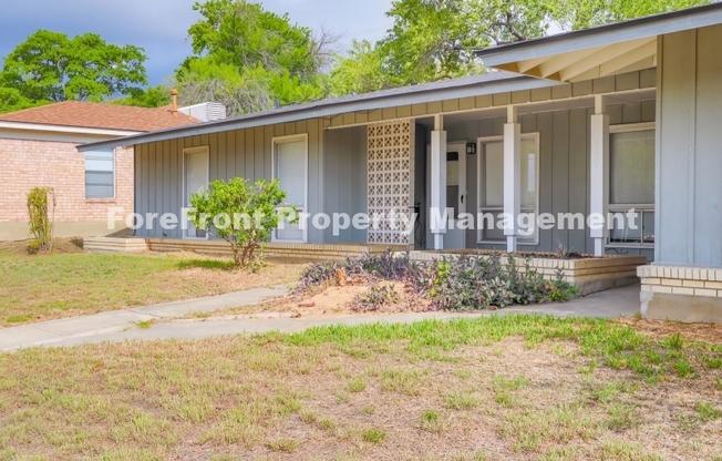117 BRETTONWOOD DR