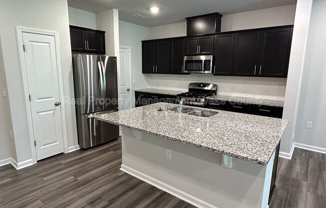 1605 EMORY RDG WAY