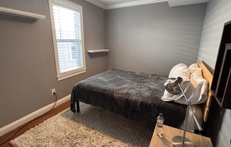 3 beds, 1 bath, 1,250 sqft, $3,200, Unit 2