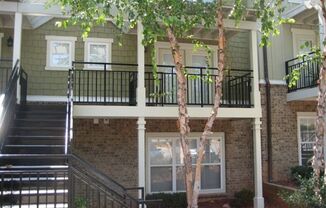 3 beds, 3 baths, $2,250, Unit Unit 811