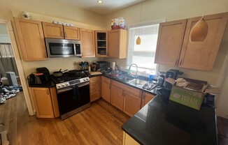 4 beds, 2 baths, $5,400, Unit 1