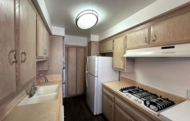 1 bed, 1 bath, $2,695, Unit 104