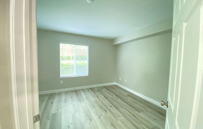 2 beds, 2 baths, 800 sqft, $2,677, Unit 20-102