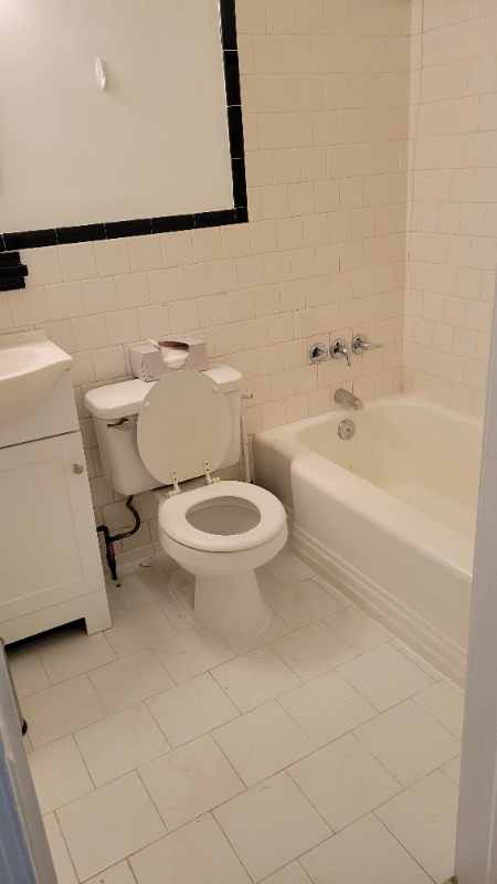 1403 Taylor Avenue 1st floor