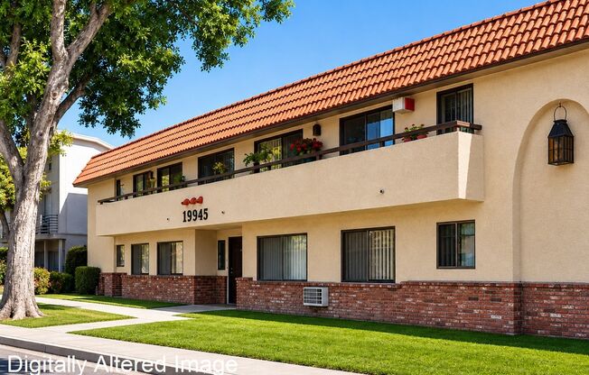 19945 Roscoe Blvd