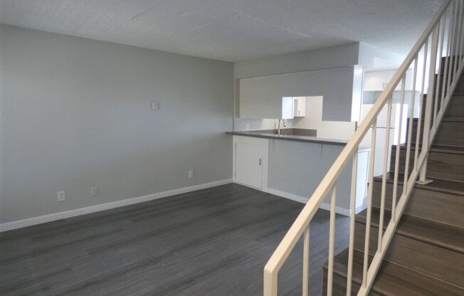 2 beds, 1.5 baths, 805 sqft, $2,195, Unit 15