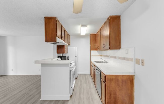 1 bed, 1 bath, $2,190, Unit 4