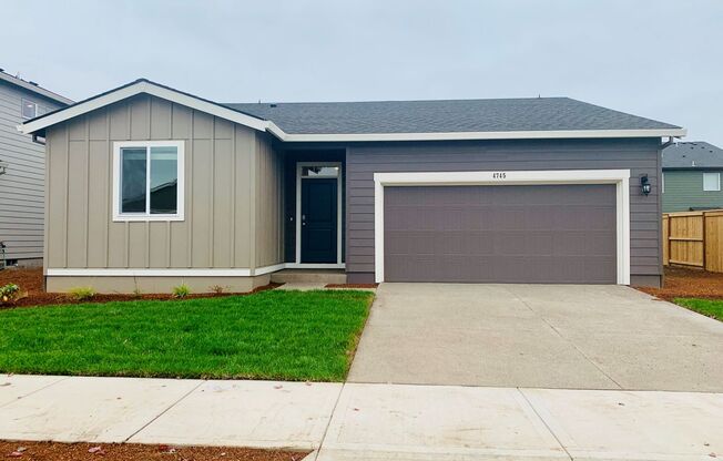 4745 Navigation Avenue NE Salem, OR 97305