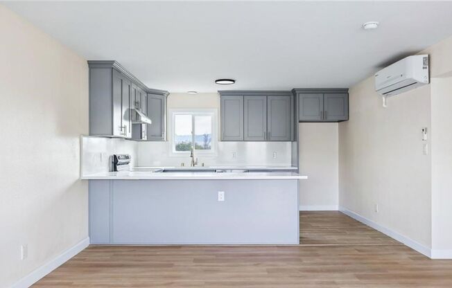 2 beds, 1 bath, $1,150, Unit UNIT #H