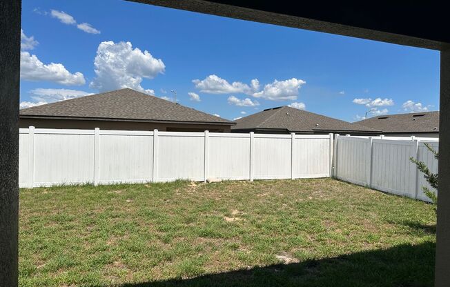 3 beds, 2 baths, $2,250