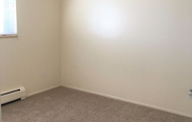 1 bed, 1 bath, 550 sqft, $1,535, Unit 660-301