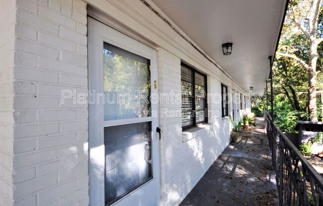 1 bed, 1 bath, 550 sqft, $1,000, Unit 6