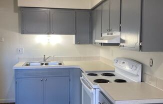 1378-01 Willow Lake Apartments