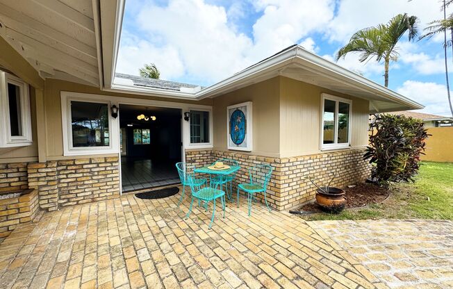 Dog Friendly Kailua Pool House with A/C