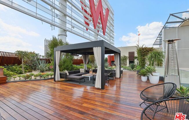 2 beds, 2.5 baths, 2,000 sqft, $7,995, Unit 5A