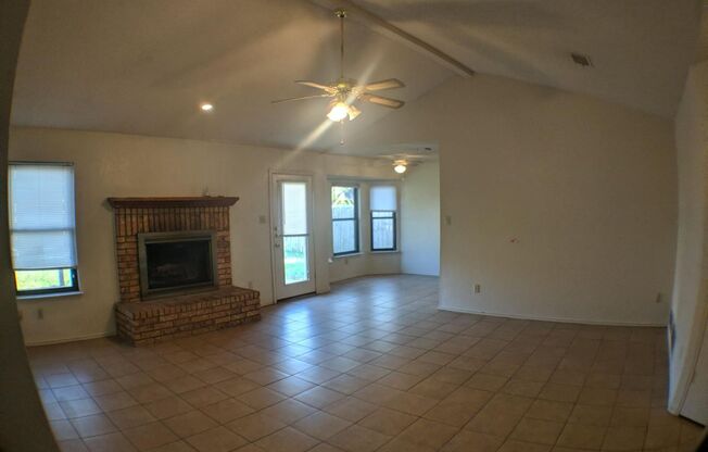 3 Bed/ 2 Bath on Killeen TX