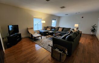 Spacious, Sunny 2BR/2BTH w/ HW Floors, New Kitchen, A/C