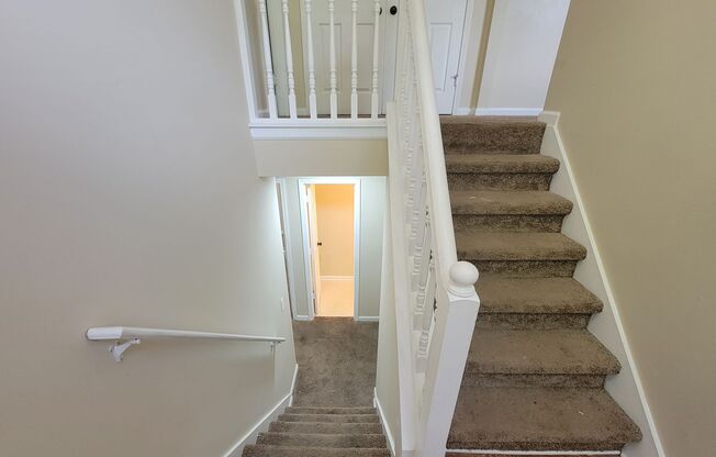 Great In-Law Suite Property - Master on Upper Level - Secondary Bedrooms on Lower Level