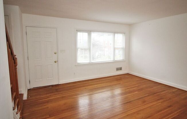 3 WINTHROP CT