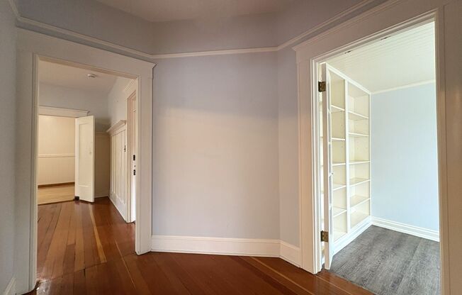 Charming Craftsman Style Home for Rent in Walking Distance to Downtown Palo Alto