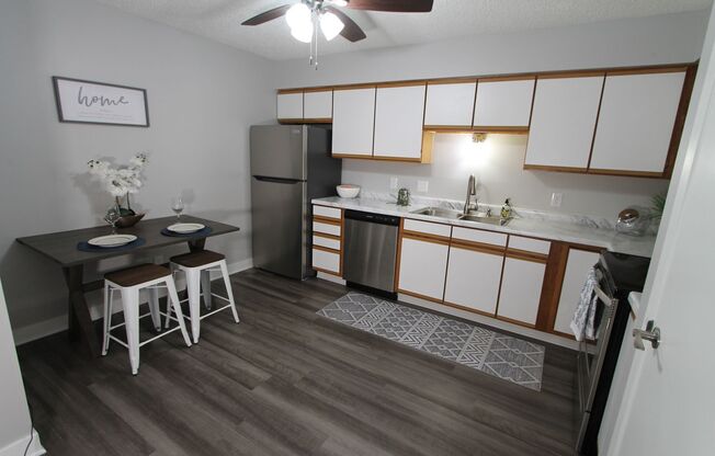 1 bed, 1 bath, 550 sqft, $925, Unit K-1