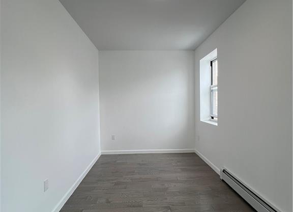 192 BAY 34 ST
