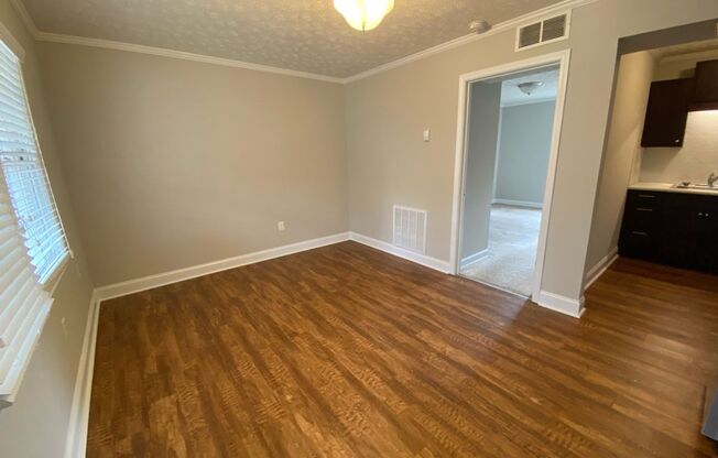 Cobb Square Apartments