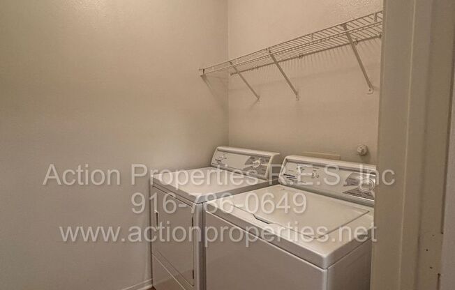 2 beds, 2 baths, $2,000, Unit # 1516