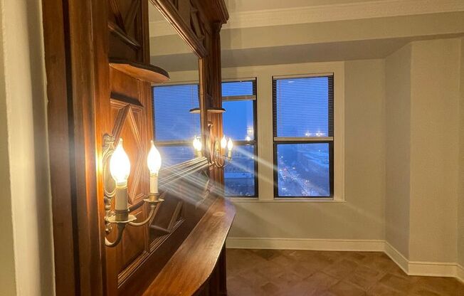 3 beds, 2.5 baths, 2,130 sqft, $3,024, Unit 1200