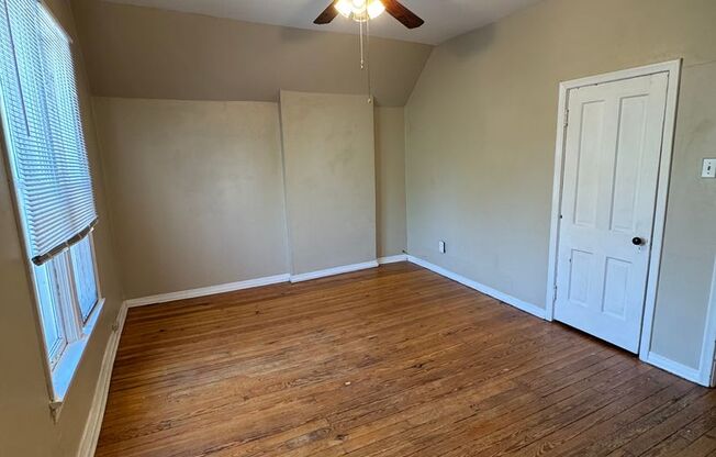 Charming 2 Bed 1.5 Bath in West Wash Park!