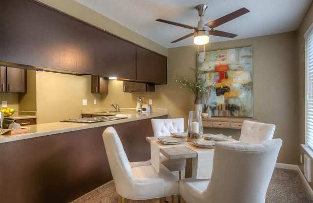 Elegant Dining Space at Oak Hill Apartments, Portland, 97229