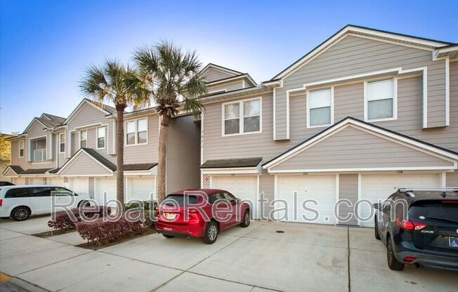 7032 DEER LODGE CIR