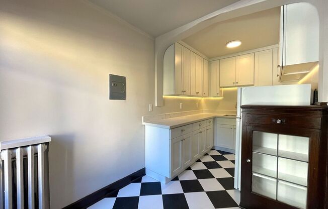 1 bed, 1 bath, 495 sqft, $1,575, Unit 110