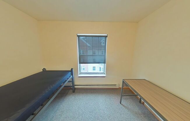 3 beds, 2 baths, $3,600, Unit CV 2-K