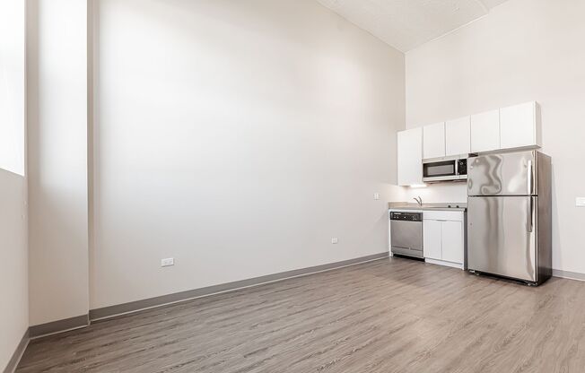 1 bed, 1 bath, 405 sqft, $1,579, Unit 602